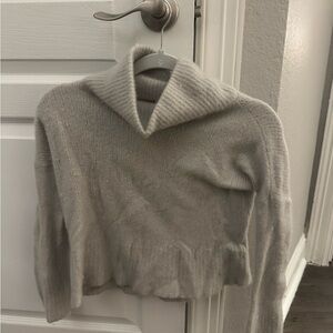 Vintage New Scotland 72% Silk Sweater